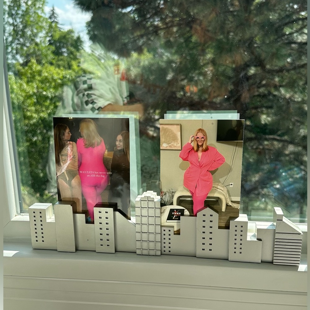 NYC skyline 🏙️ photo frame photo holder silver